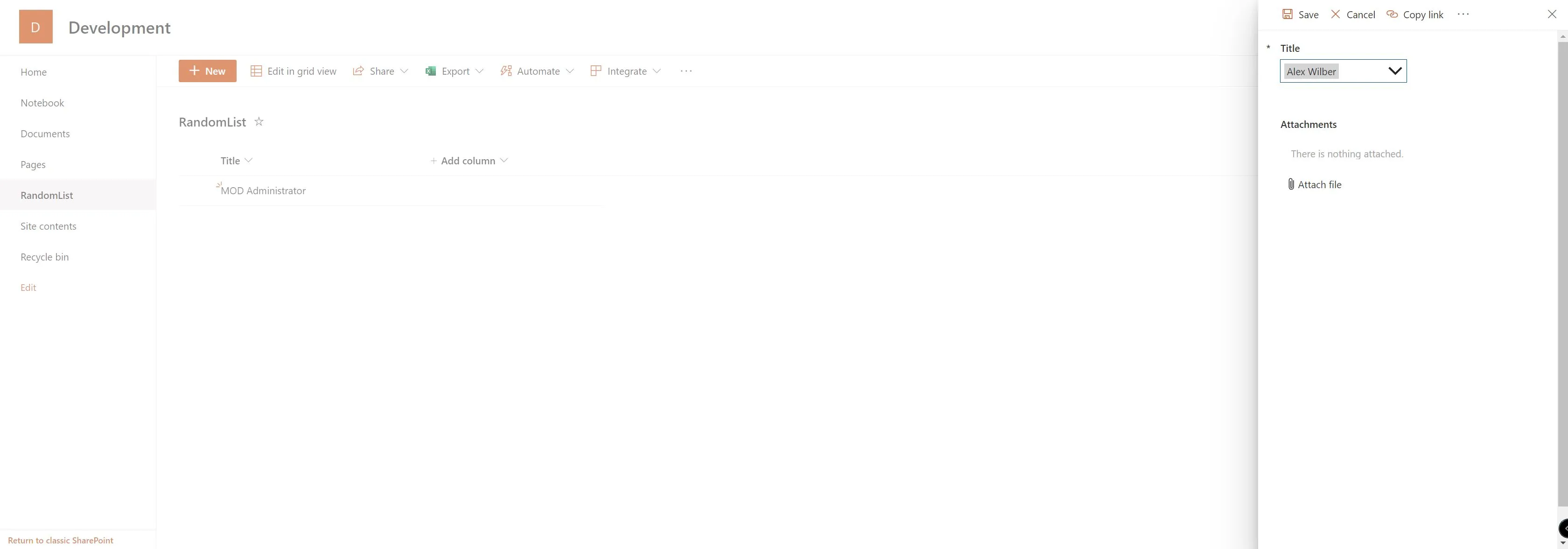 You should now be able to use People Picker to fill up your Title Column